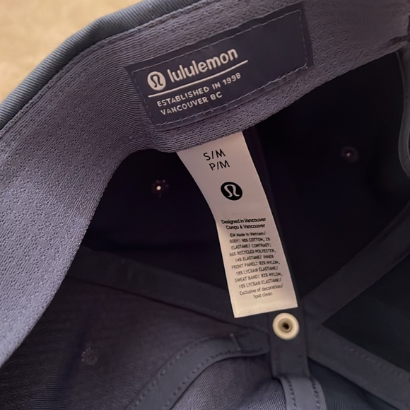 NWT Lululemon Unisex Classic Ball Cap Wordmark - Picture 4 of 10